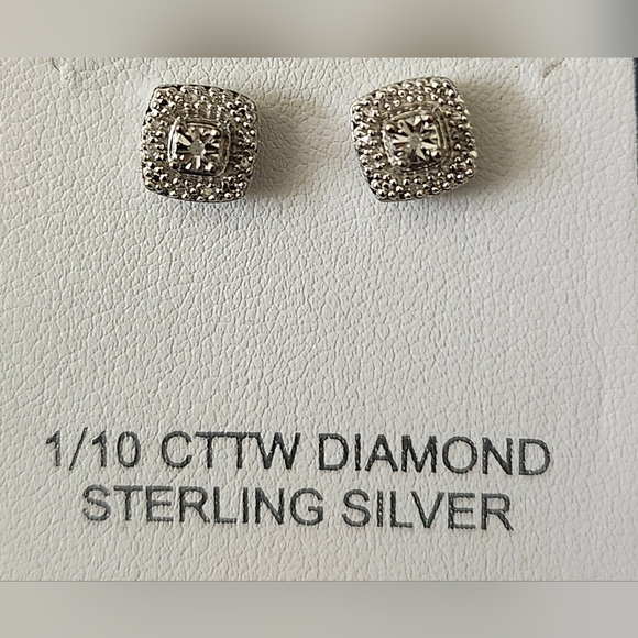 1/10 CTTW Diamond Sterling Silver square cluster or halo stud earrings - Picture 2 of 2